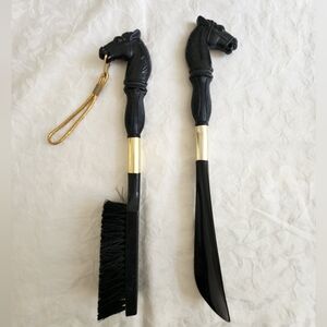 Vintage horse shoehorn & brush